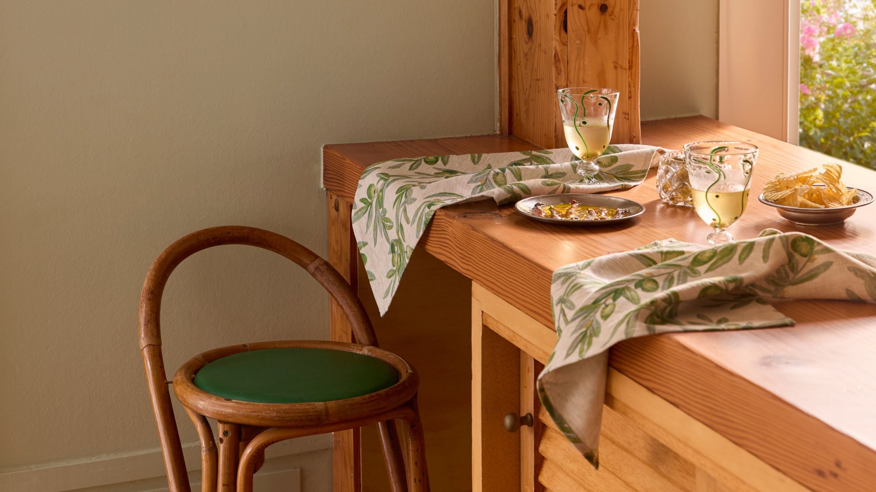 Napkins | Printed Linen, Embroidered Linen & Woven Cotton | Bonnie and Neil