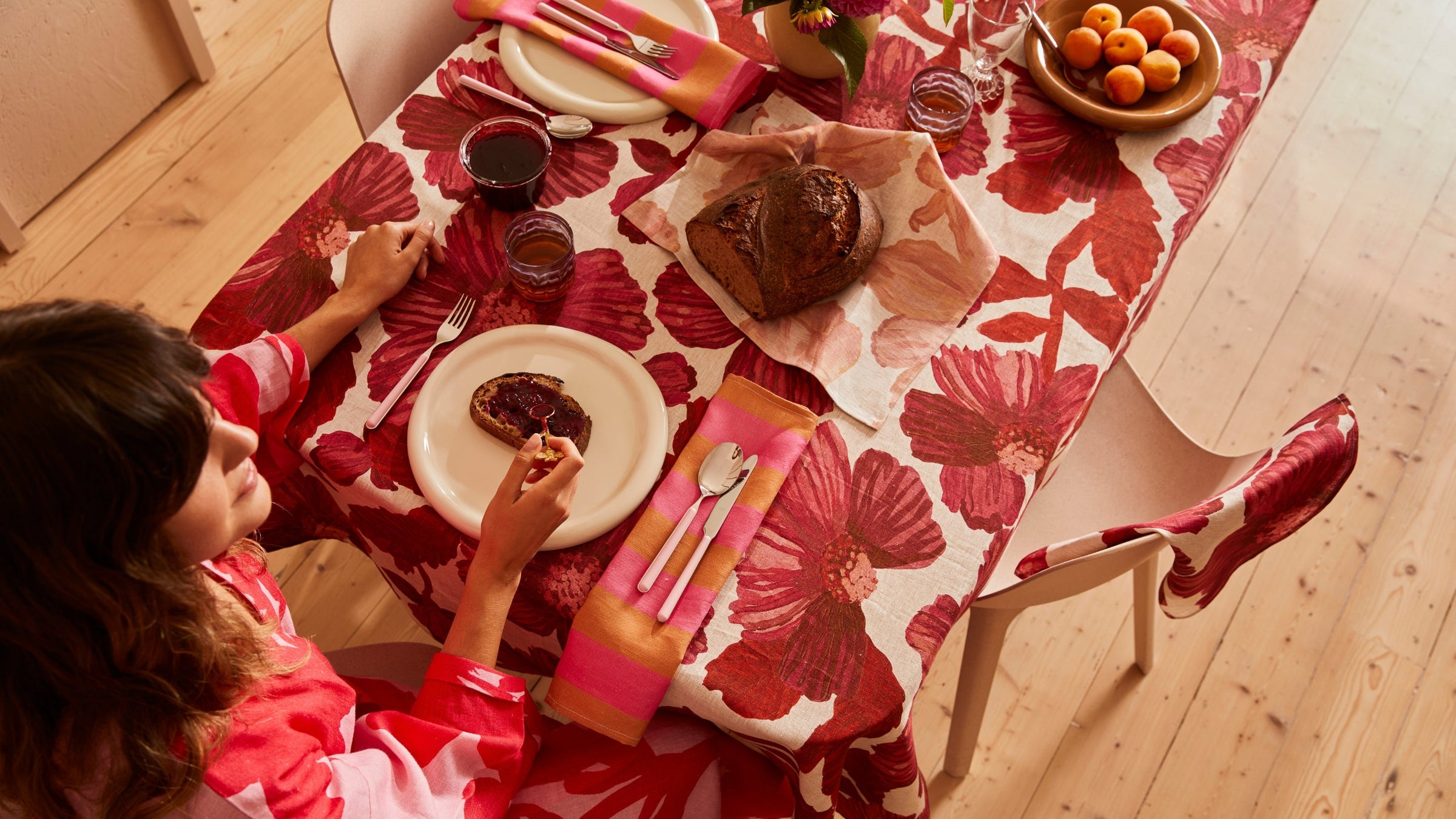 Linen Tablecloths | Bonnie and Neil