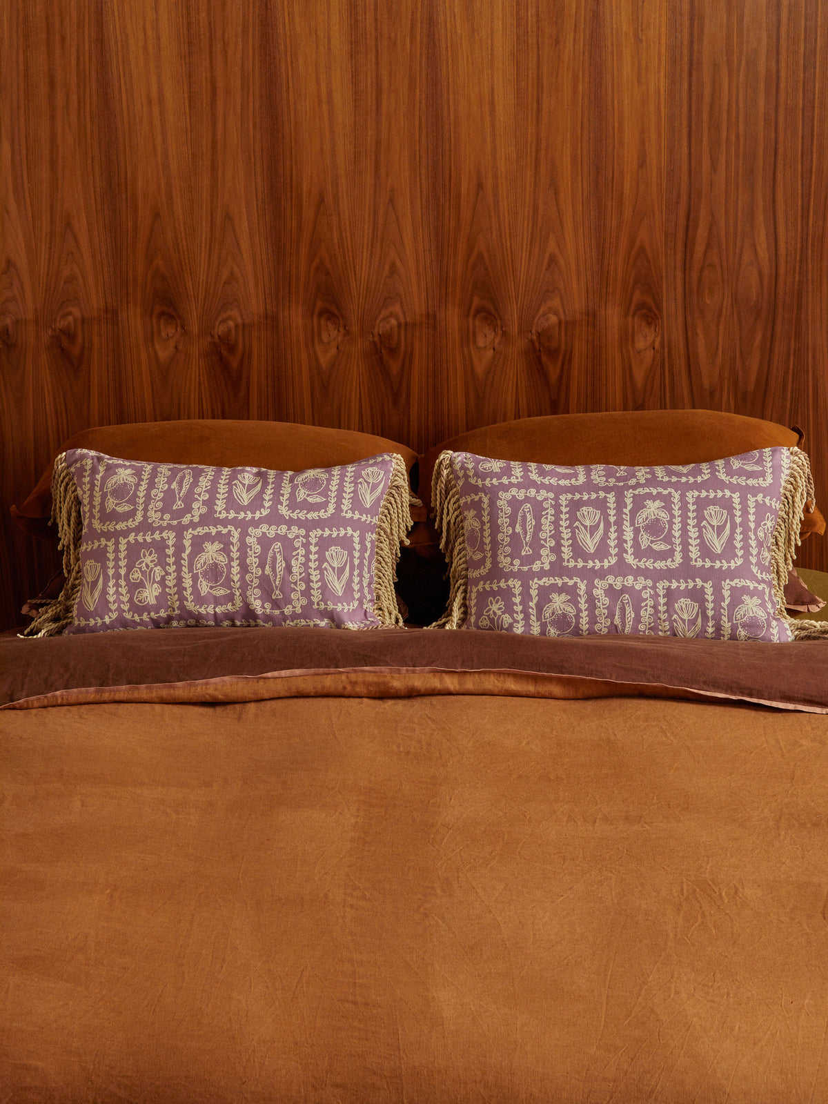 Petra Lilac Linen Cushion