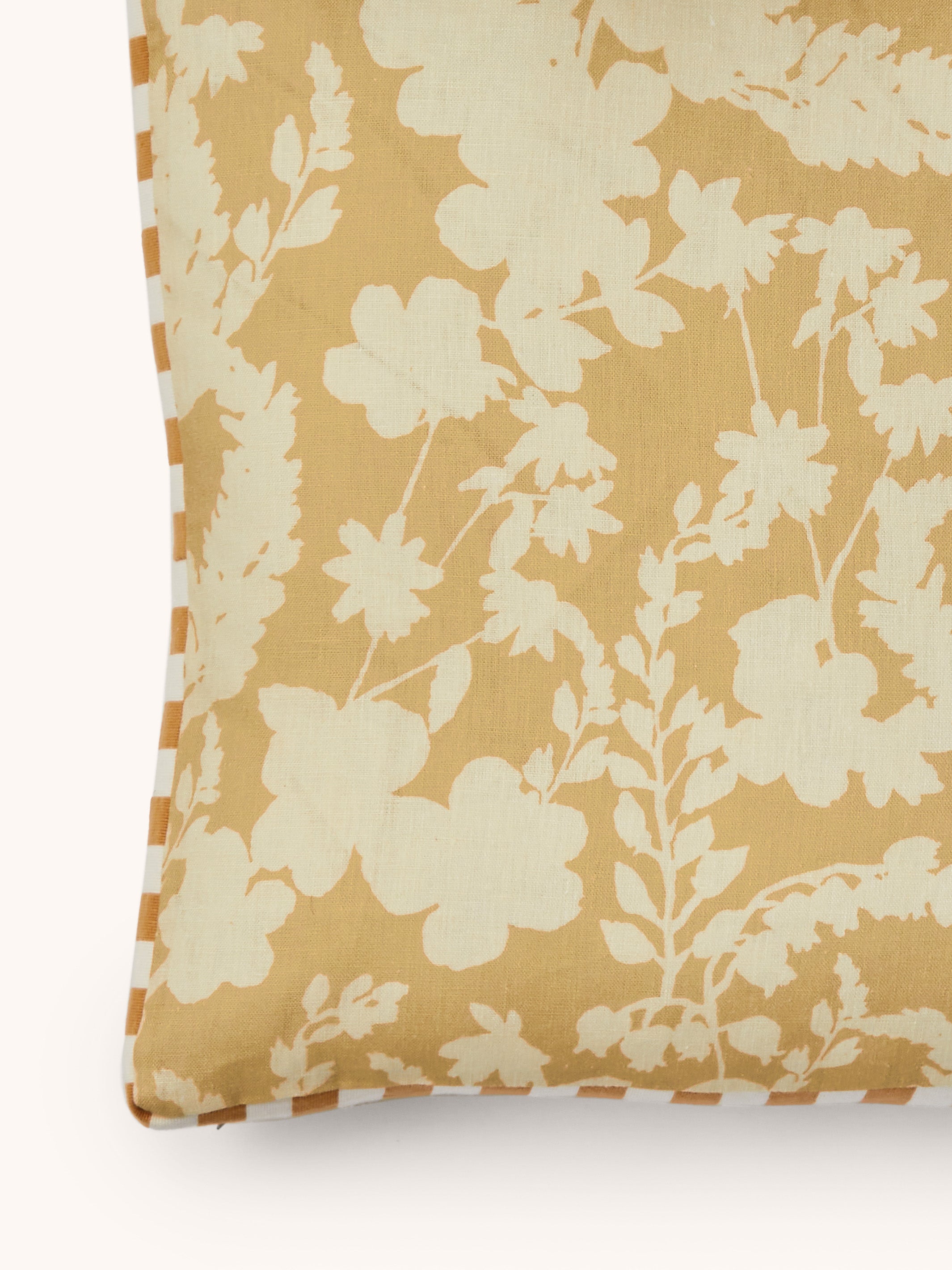 Petal Wheat Linen Cushion