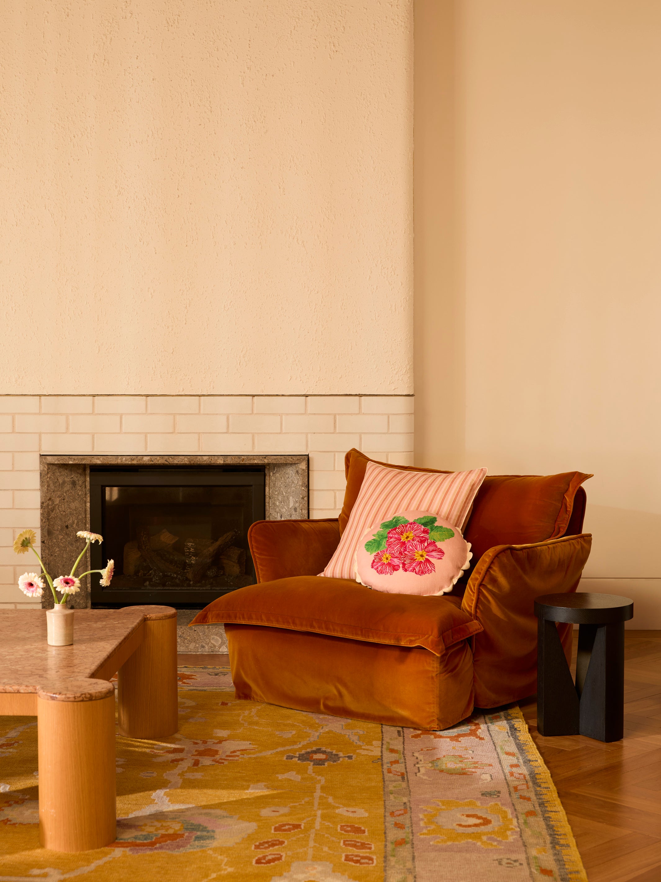 Delilah Pink Linen Cushion