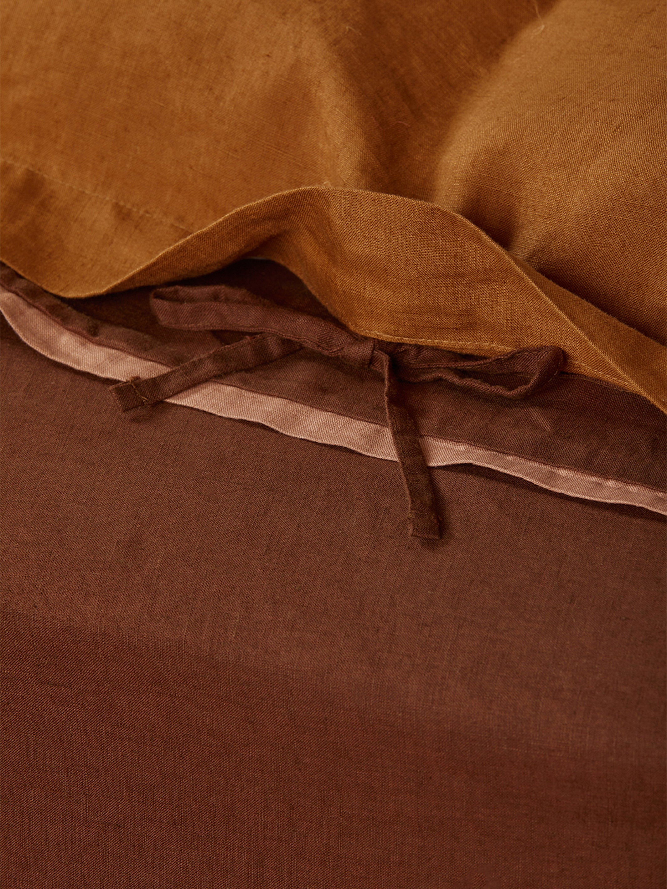 Cocoa & Tan Linen Quilt Cover