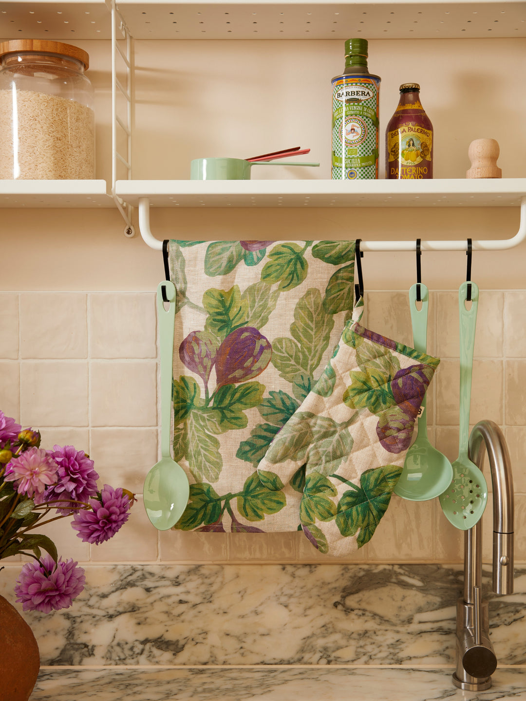 Figgy Green Oven Mitt