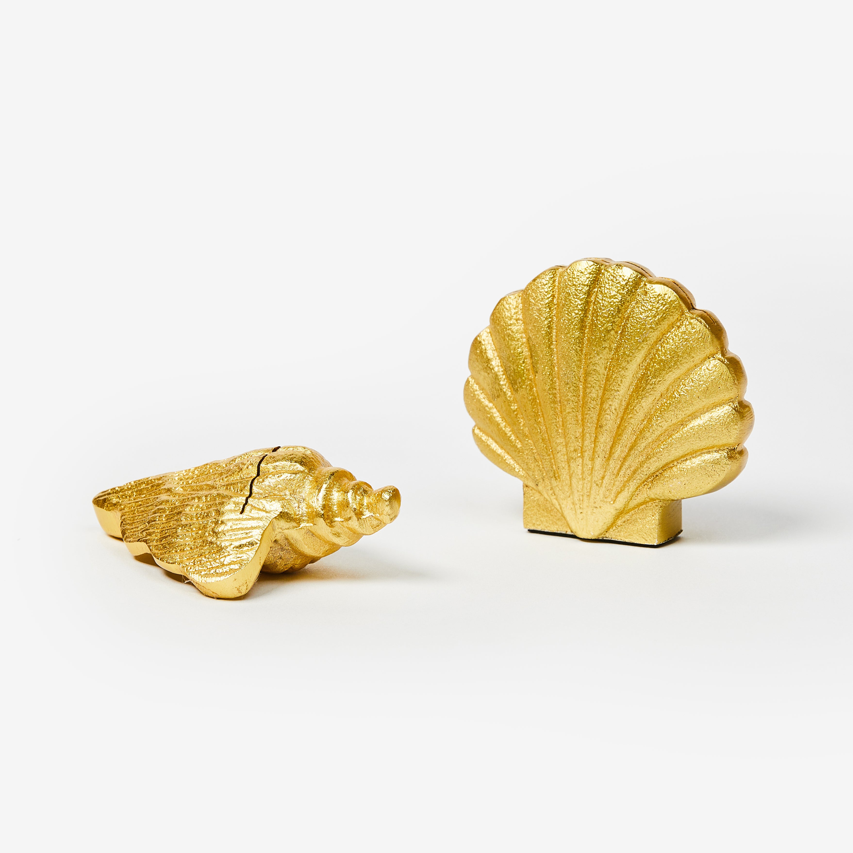 Clam Shell Place Card Holder
