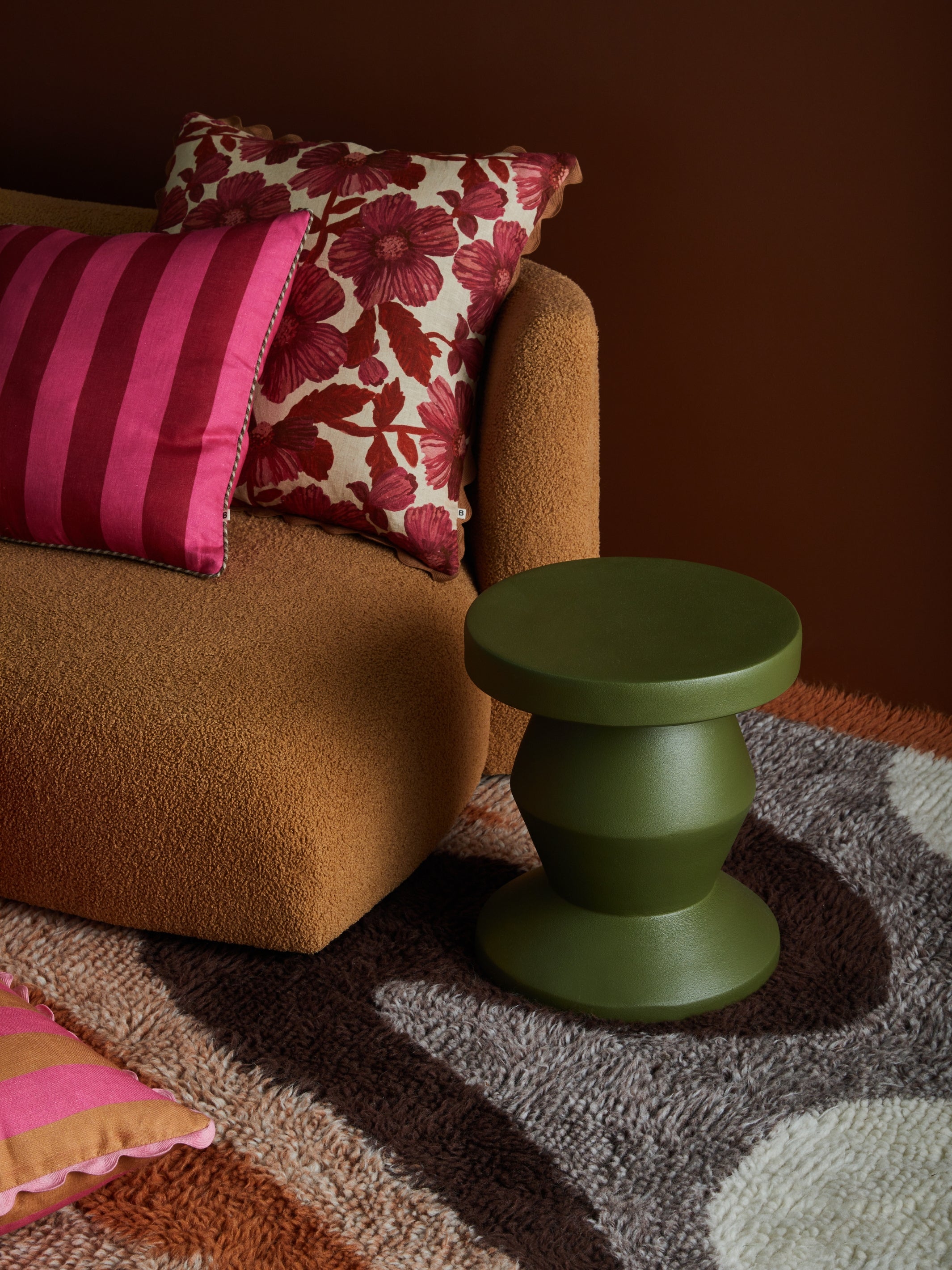 Pedestal Side Table Forest
