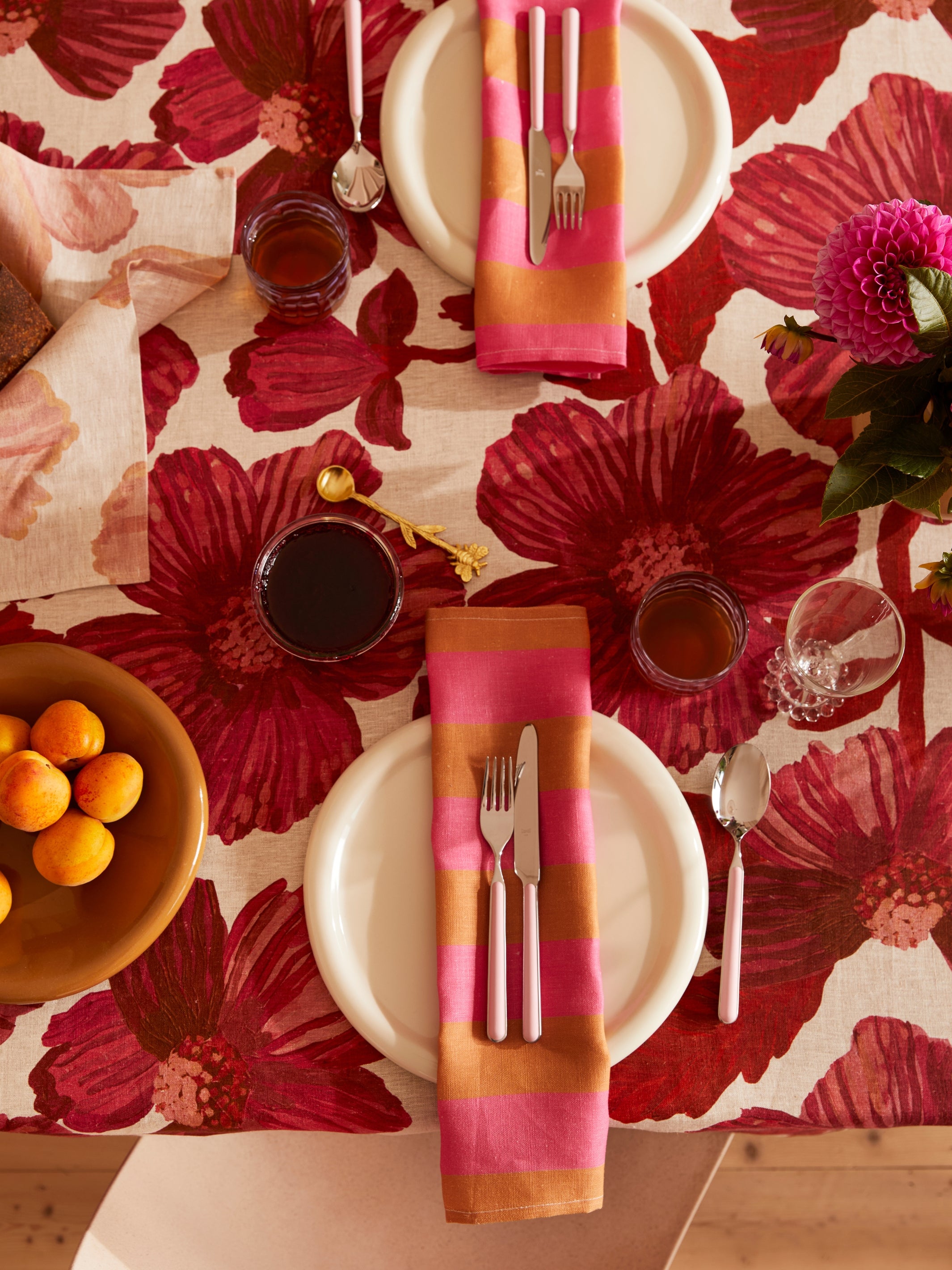 Leon Cerise Tablecloth - Almost Perfect