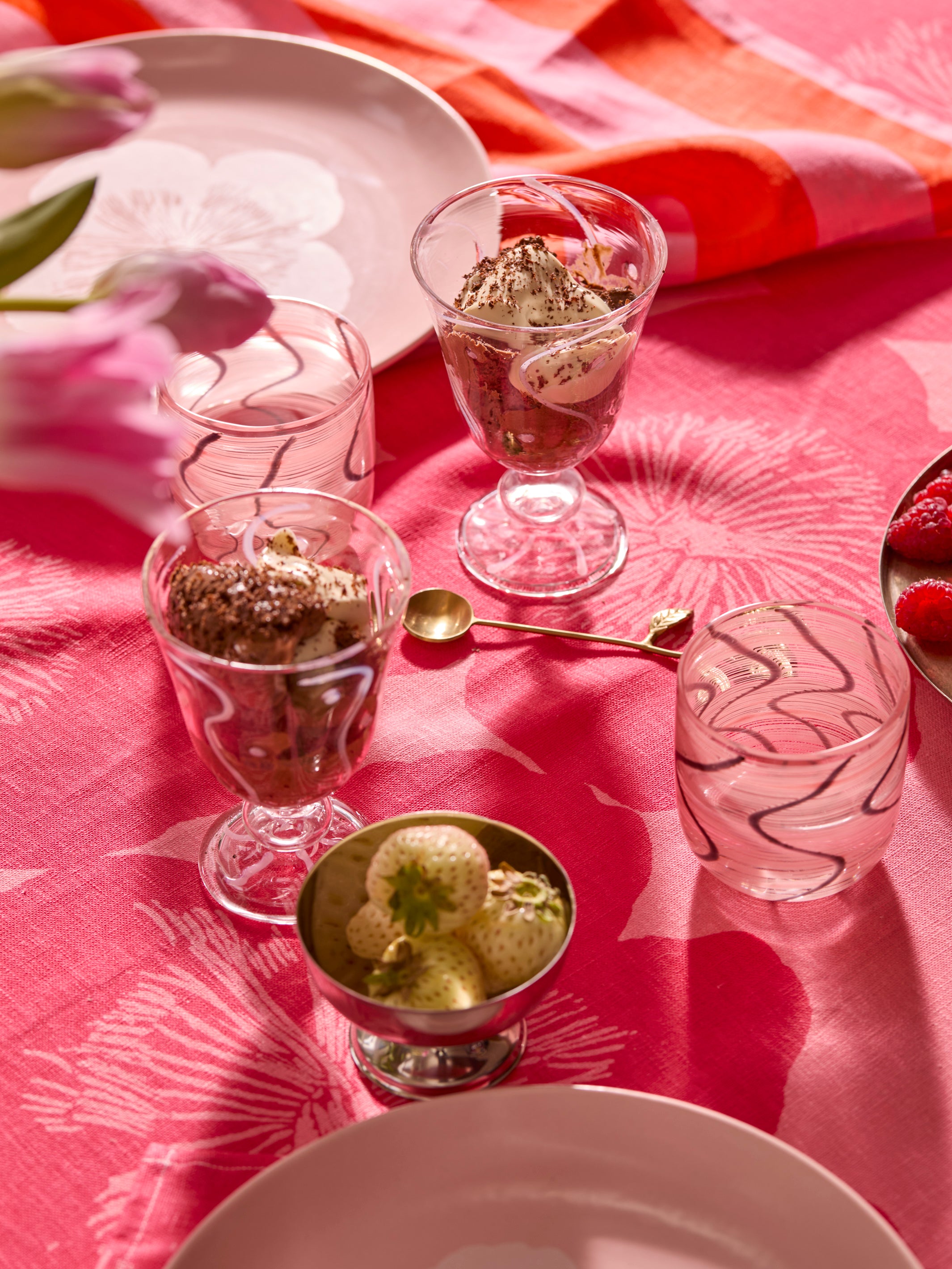 Jardin Pink Linen Tablecloth - Almost Perfect