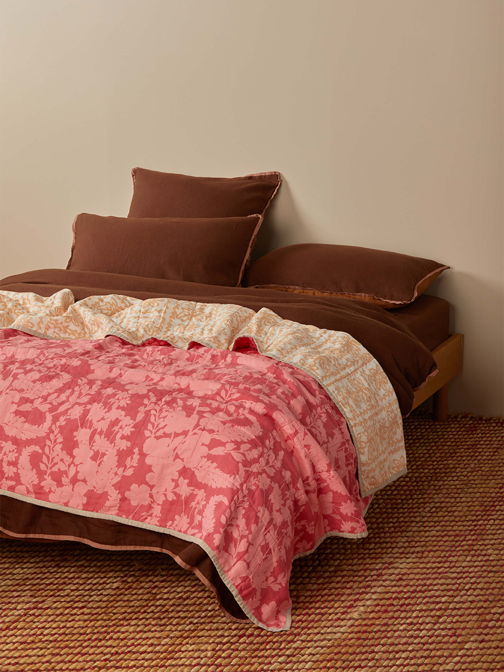 Petal Pink & Daisy Buff Linen Quilted Throw