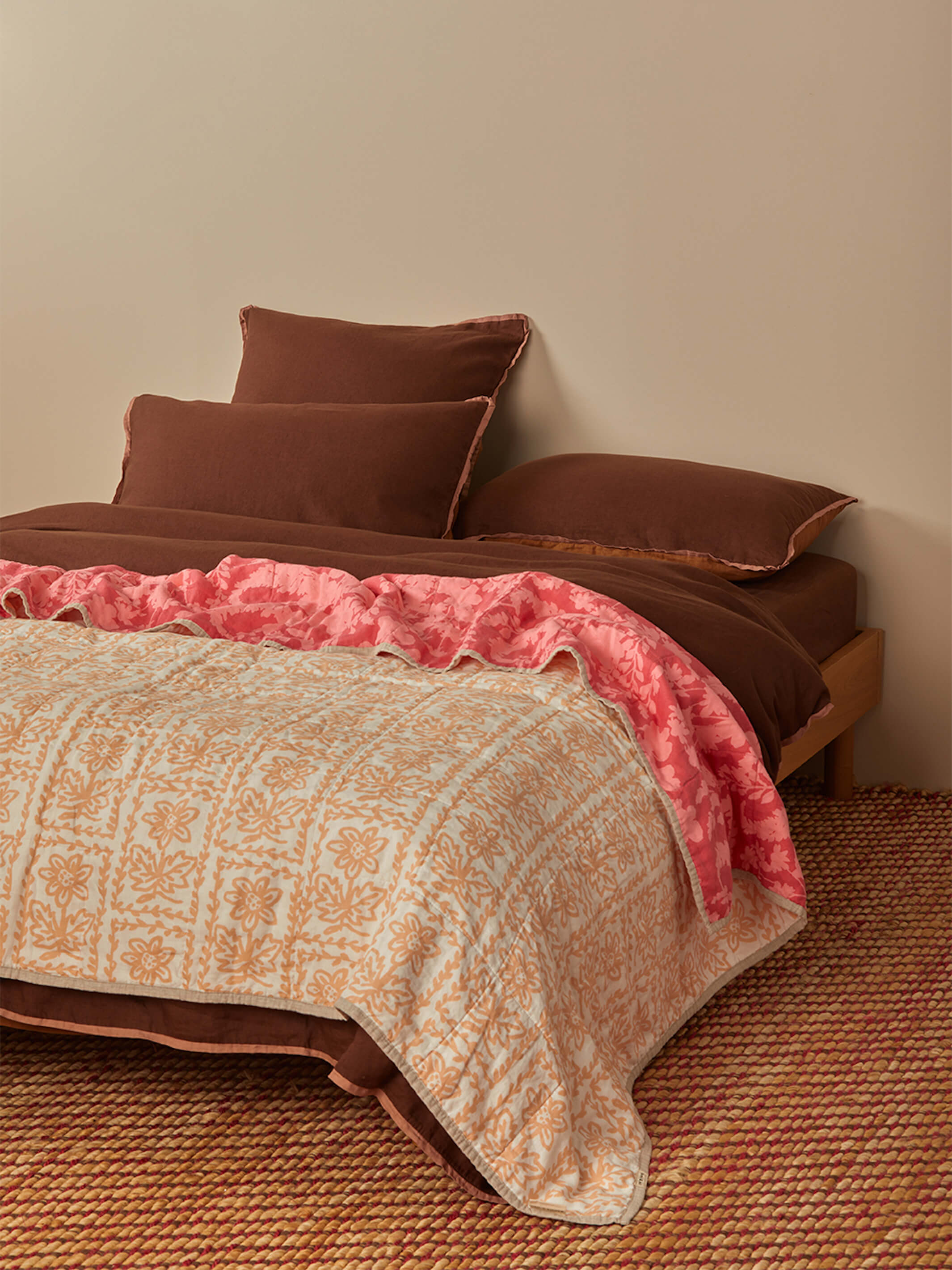 Petal Pink & Daisy Buff Linen Quilted Throw