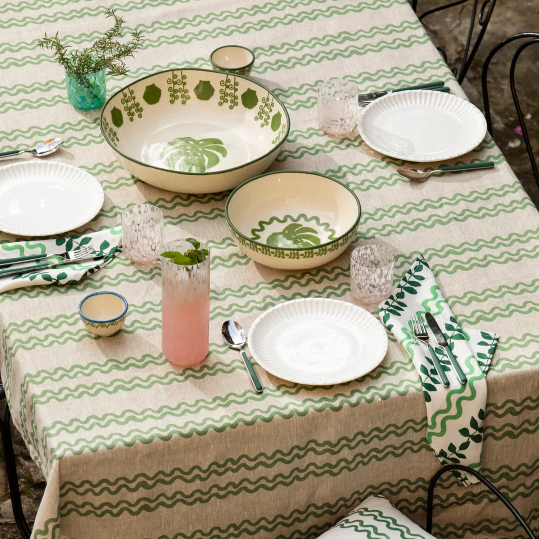 Setting The Table: Home and Tableware