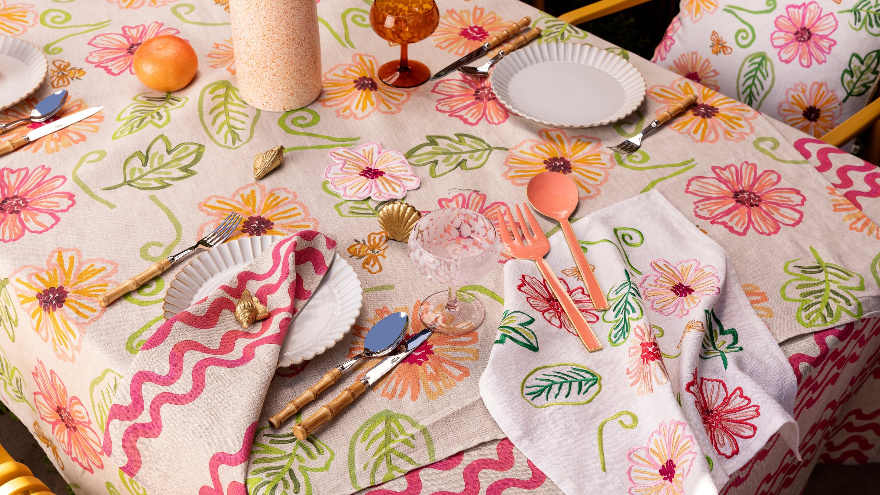 Floral Tableware
