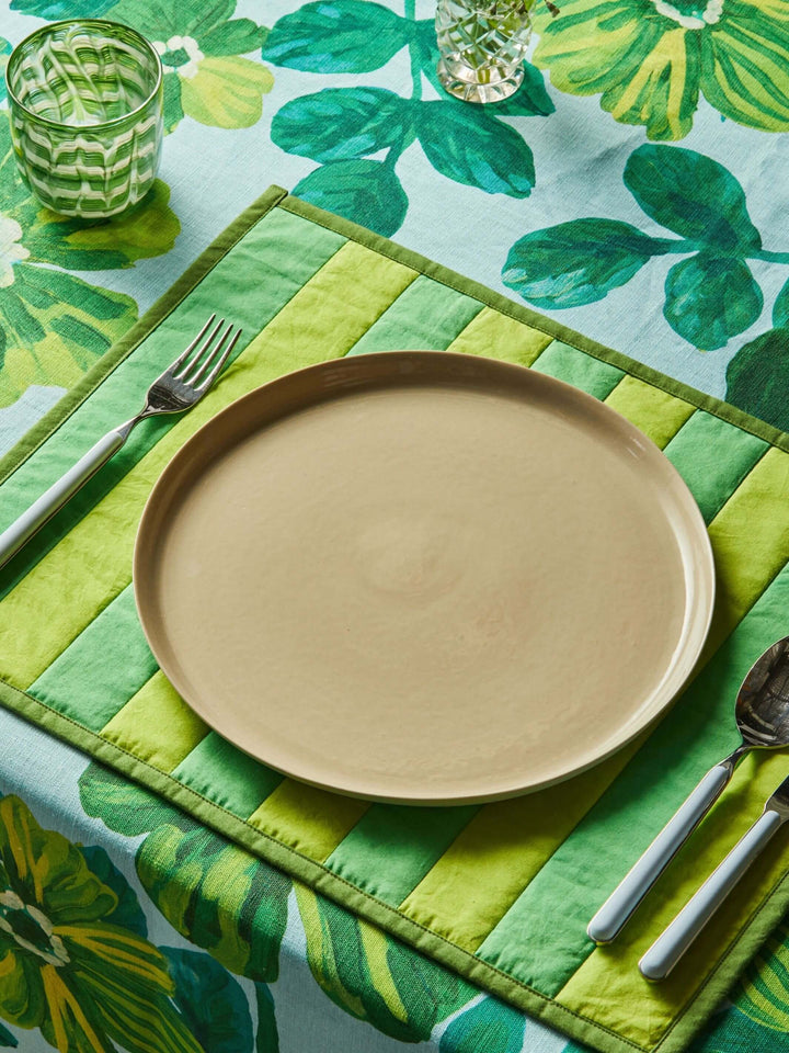 Fantasia Cutlery Set: Light Blue