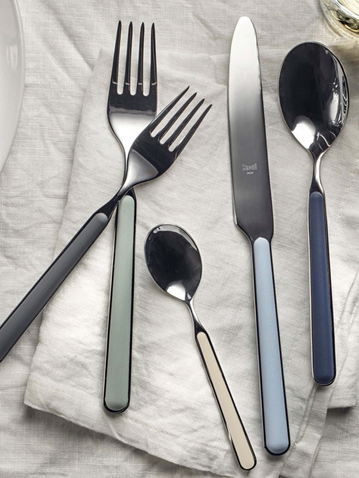 Fantasia Cutlery Set: Light Blue