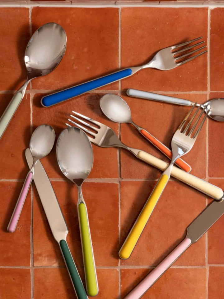 Fantasia Cutlery Set: Light Blue
