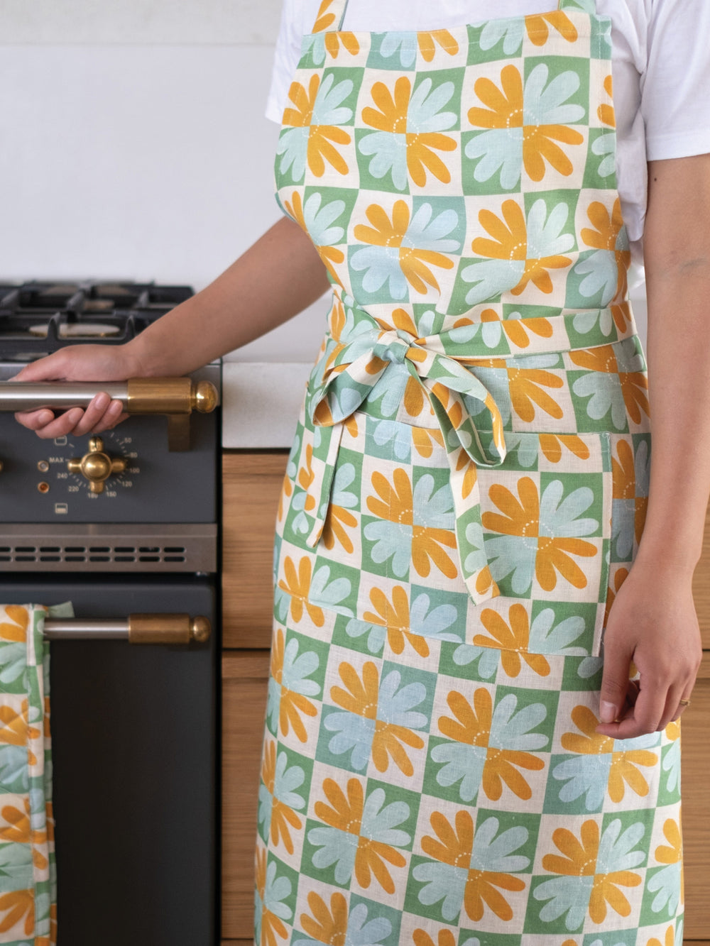 Chamomile Sage Apron - Almost Perfect