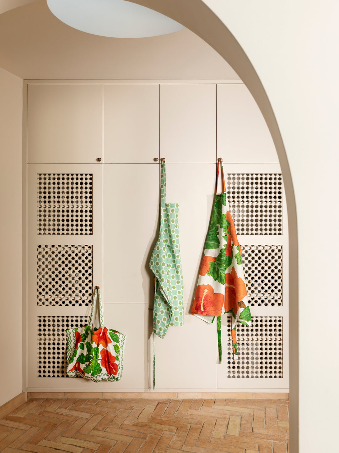 Hibiscus Coral Apron - Almost Perfect