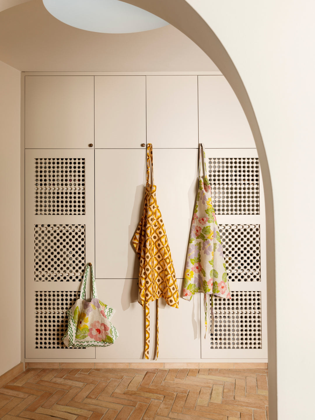 Clove Golden Apron | Bonnie and Neil