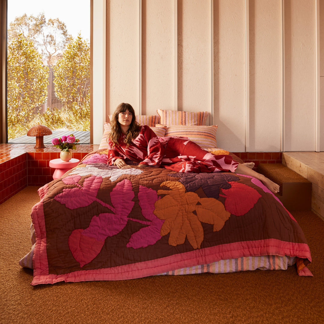 Floral Appliqué Pink Bedspread