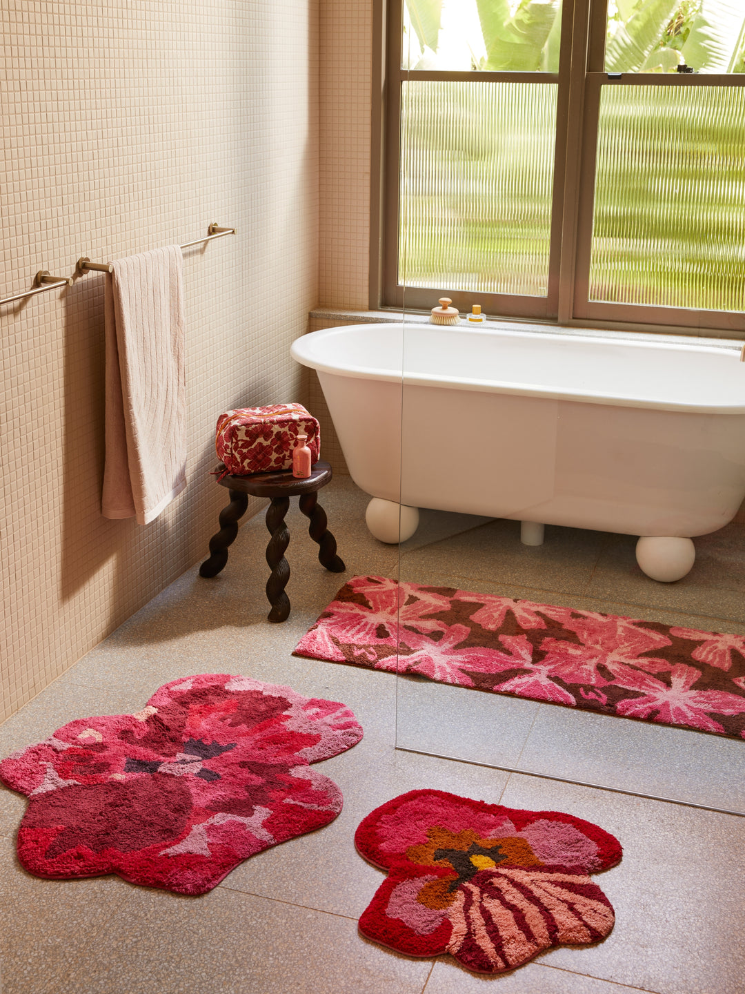 Mave Pink Long Bath Mat