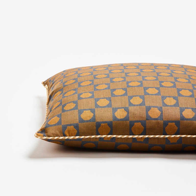 Shell Check Cocoa 50cm Cushion
