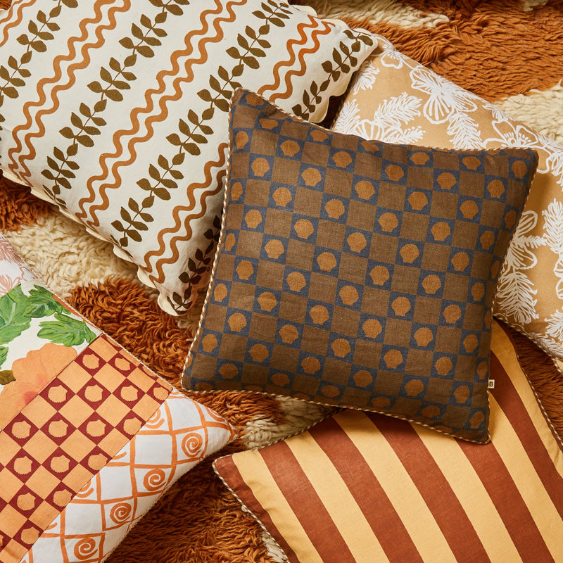 Shell Check Cocoa 50cm Cushion