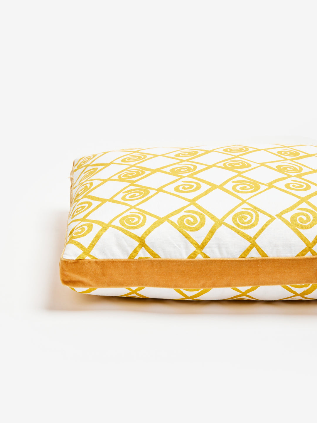 Beeline Golden Cushion