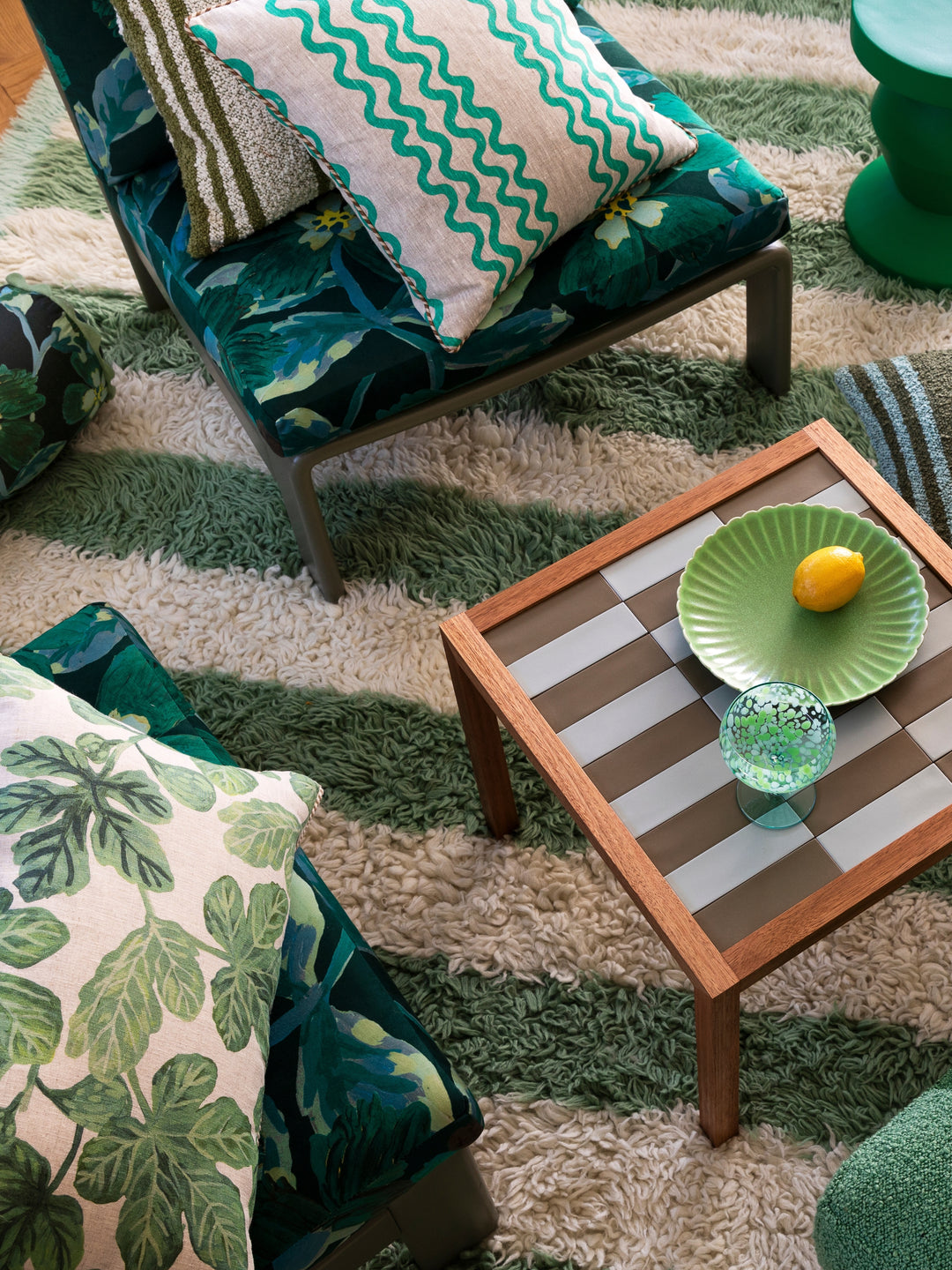 Double Waves Bright Green Cushion - Almost Perfect