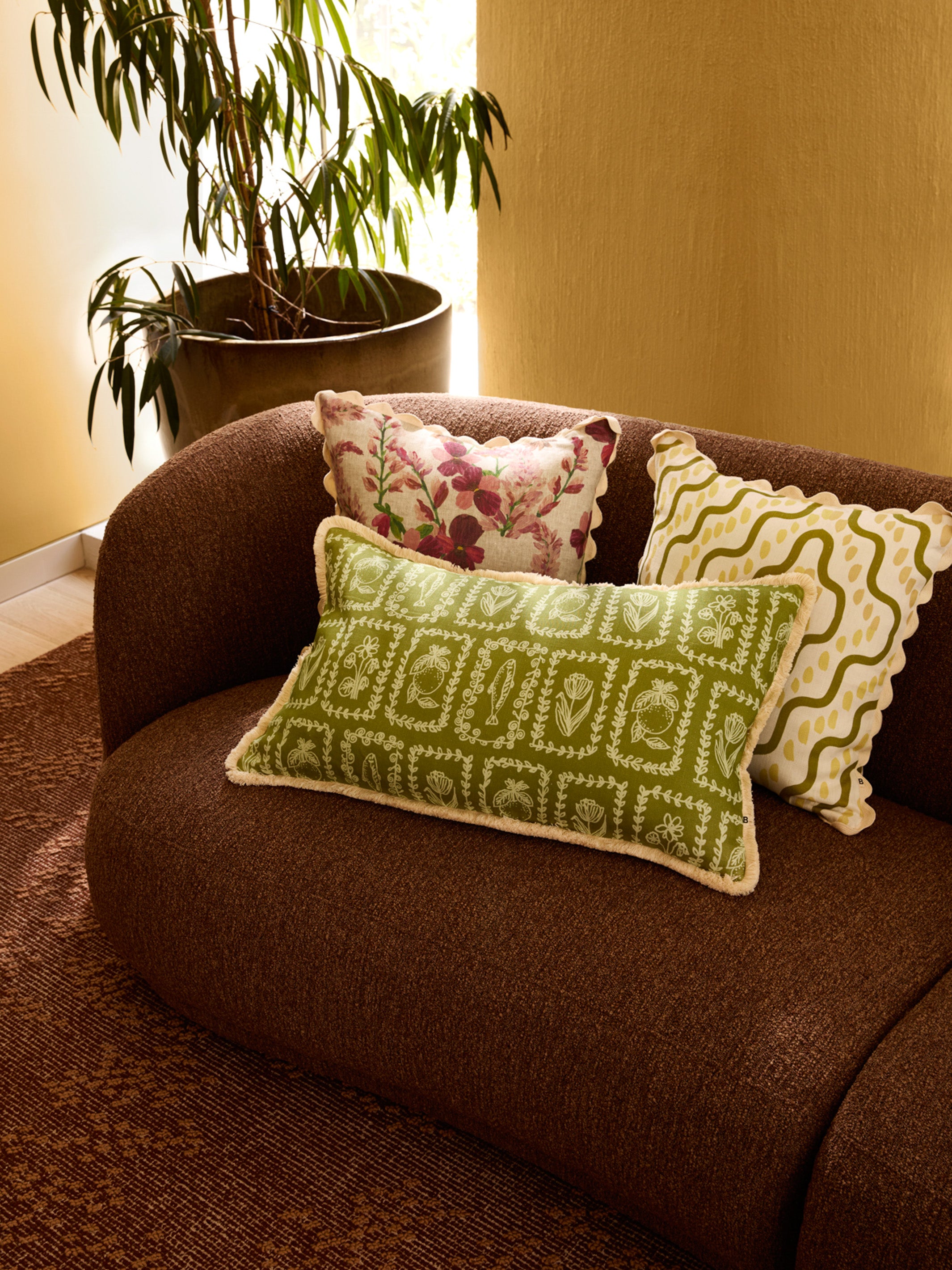 Rushes Olive Linen Cushion