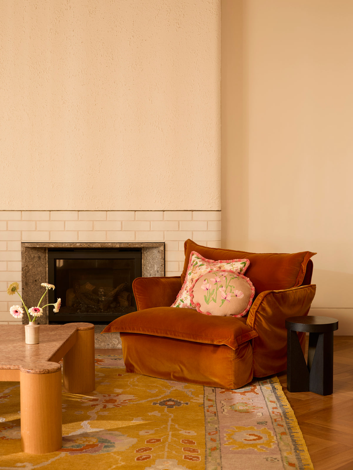 Sweet Pea Buff Linen Cushion