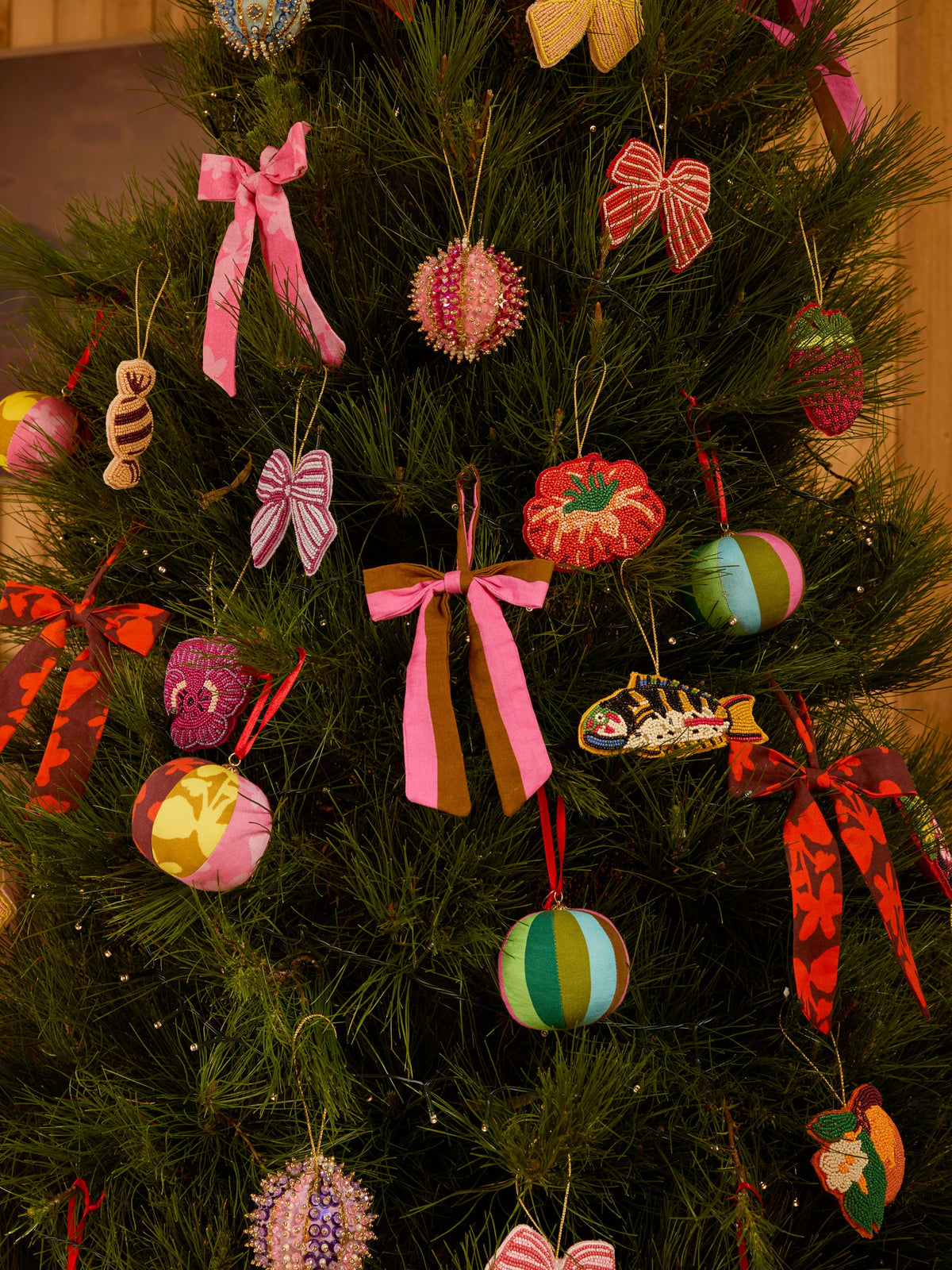 Heirloom Tomato Beaded Christmas Decoration