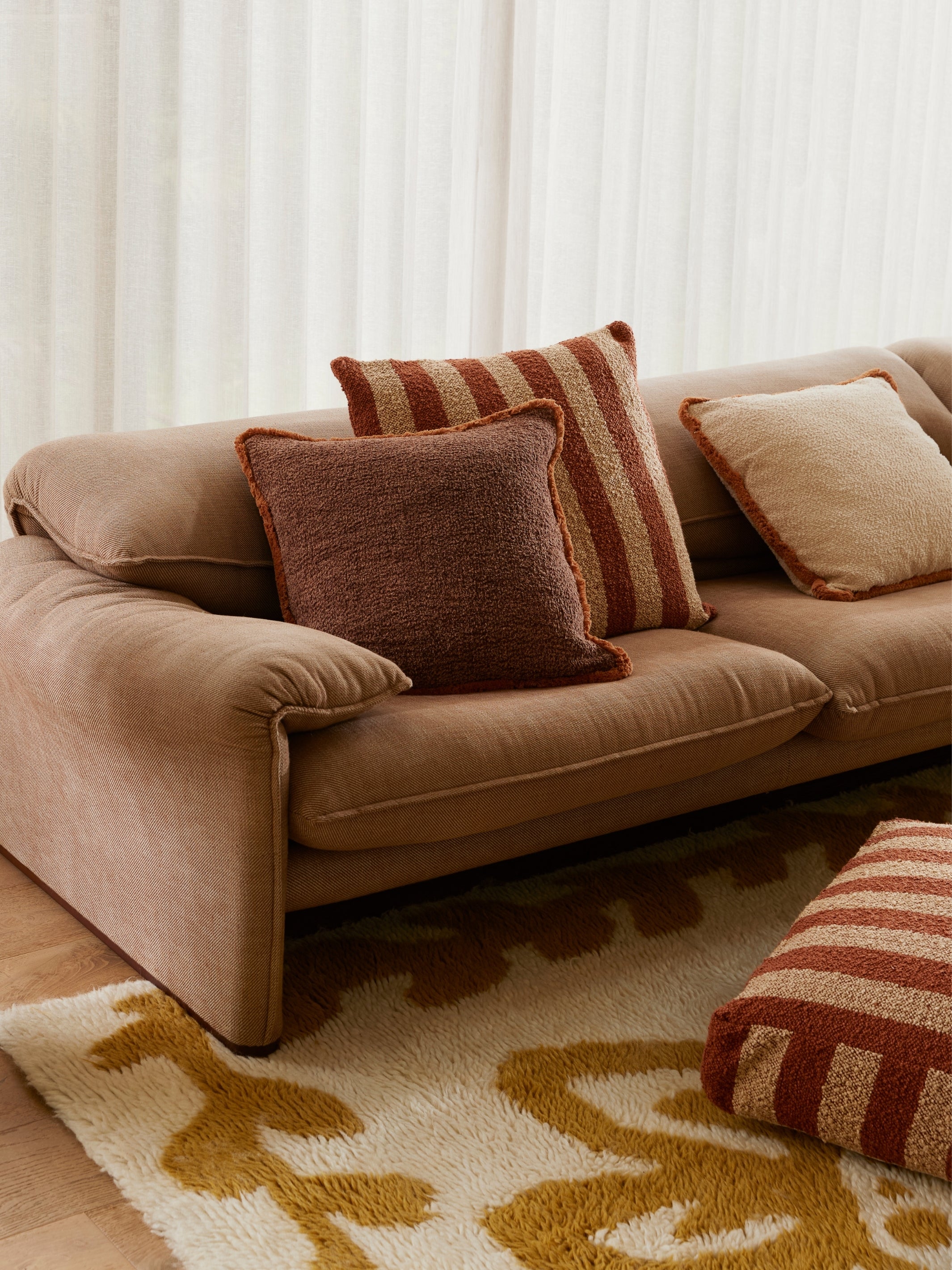 Grain Cream Cushion
