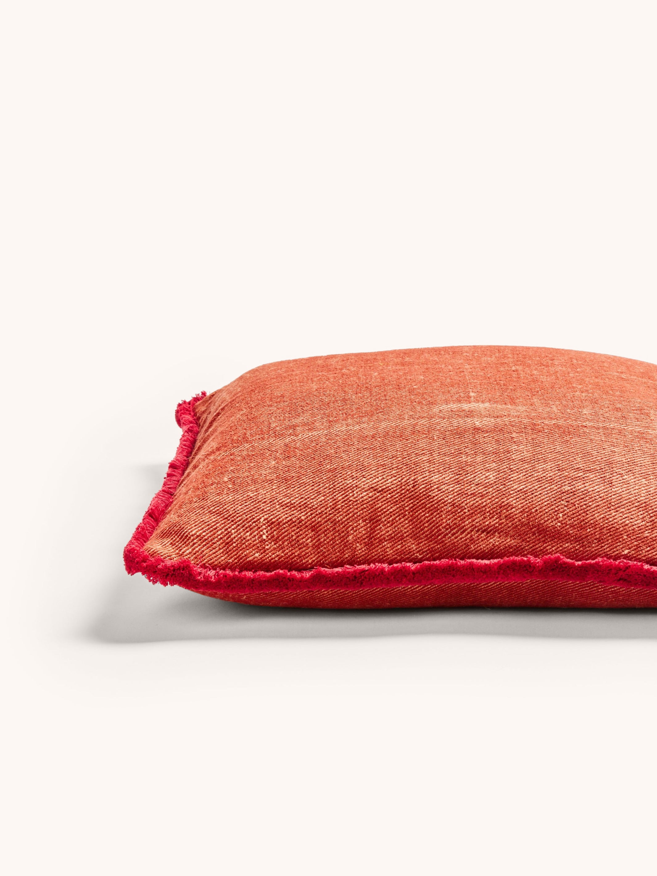Levan Red Cushion