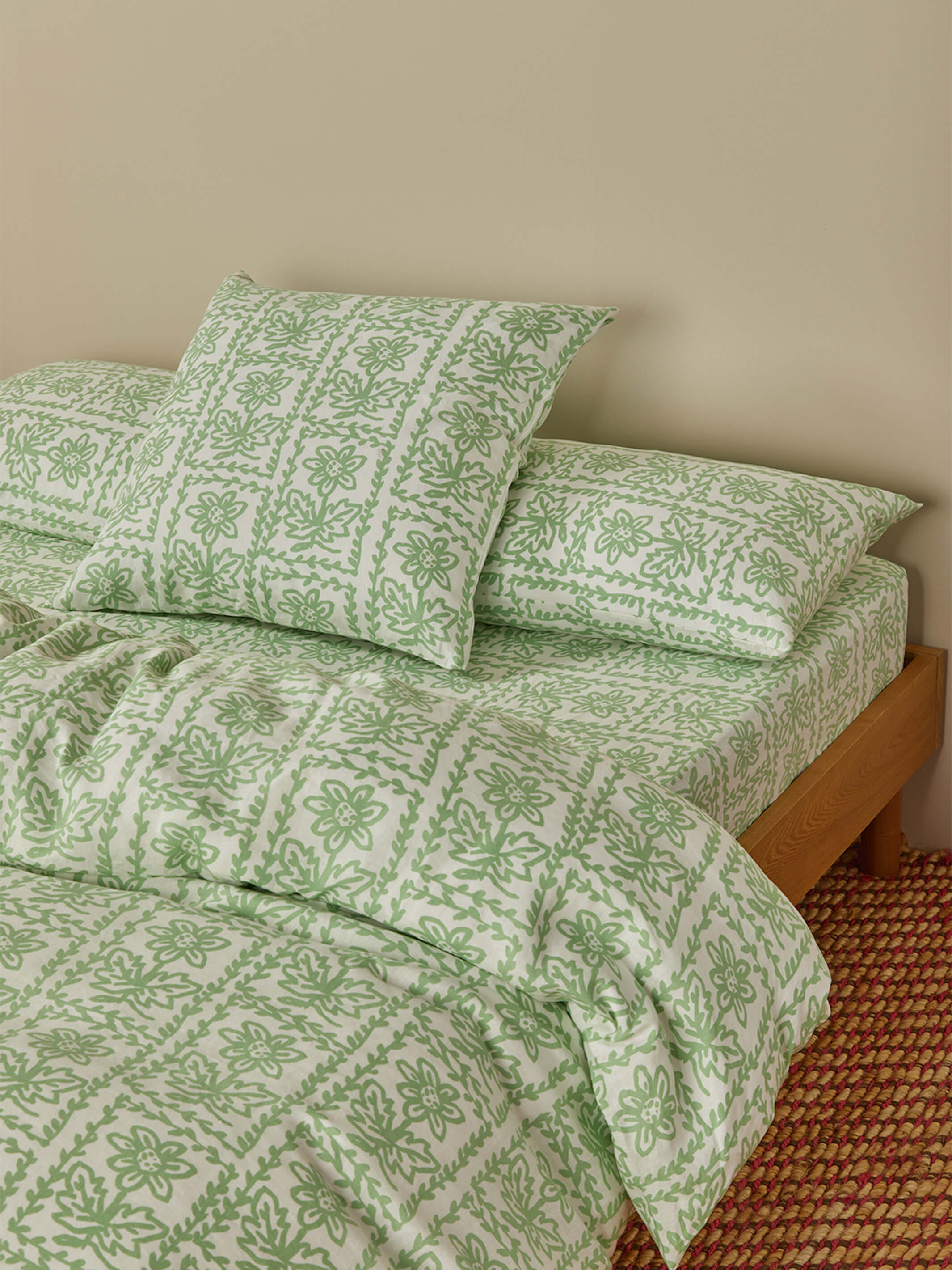 Daisy Sage Linen European Pillowcases