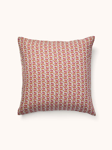 Petit Madeline Pink Linen European Pillowcases