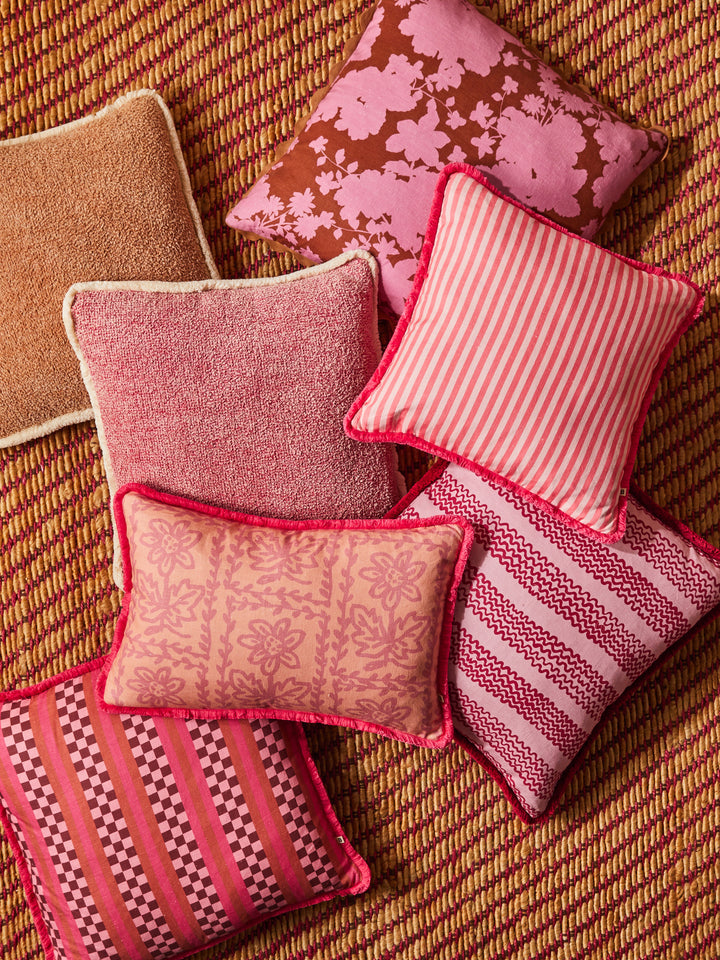 Mini Wave Pink Linen Cushion