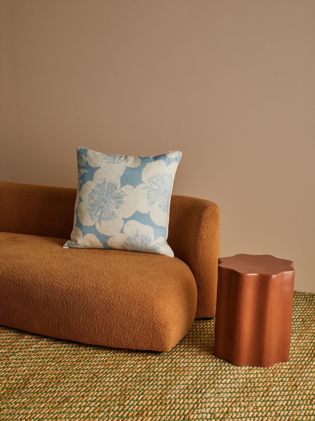 Jardin Dove Linen Cushion