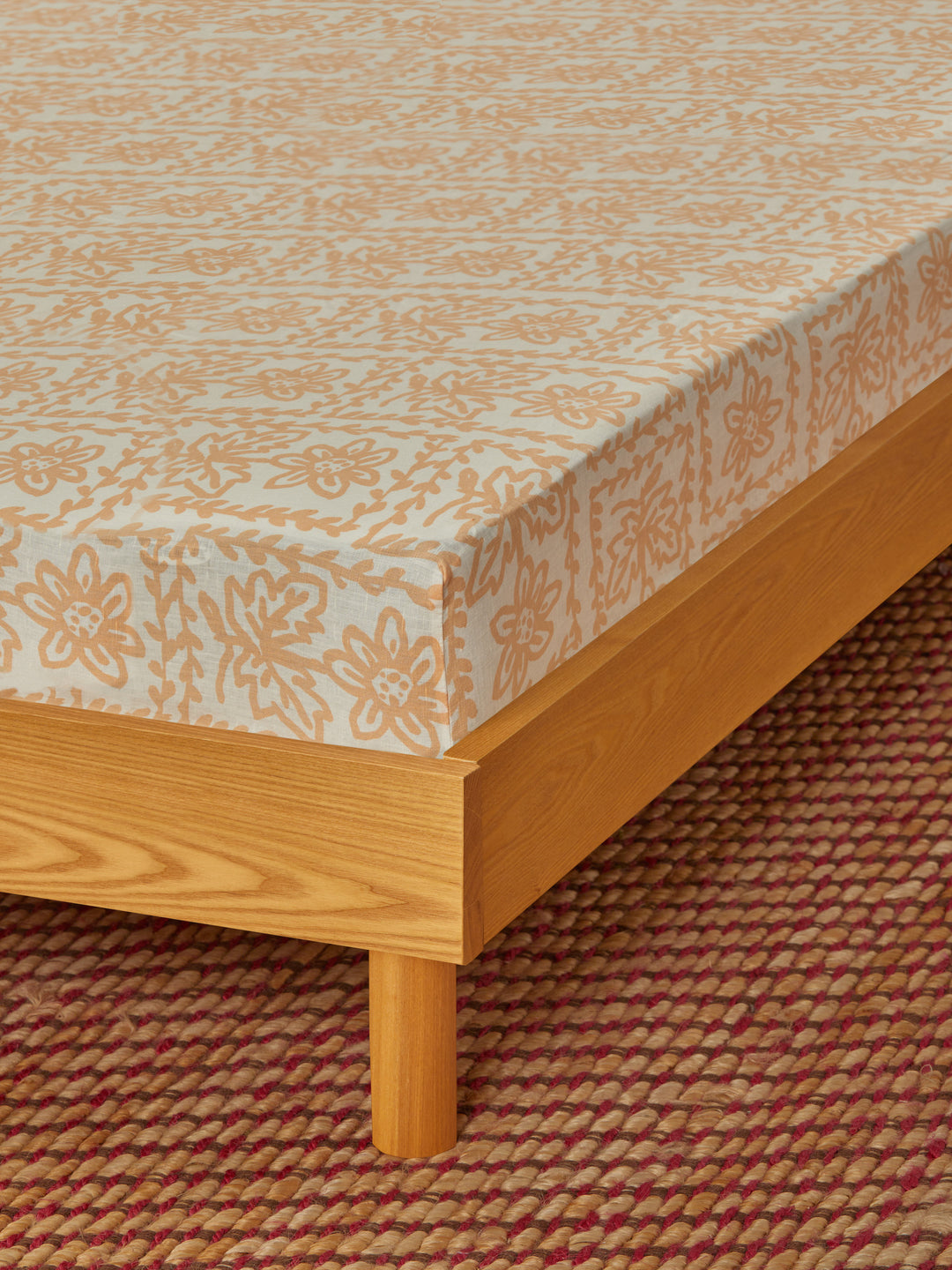 Daisy Buff Linen Fitted Sheet