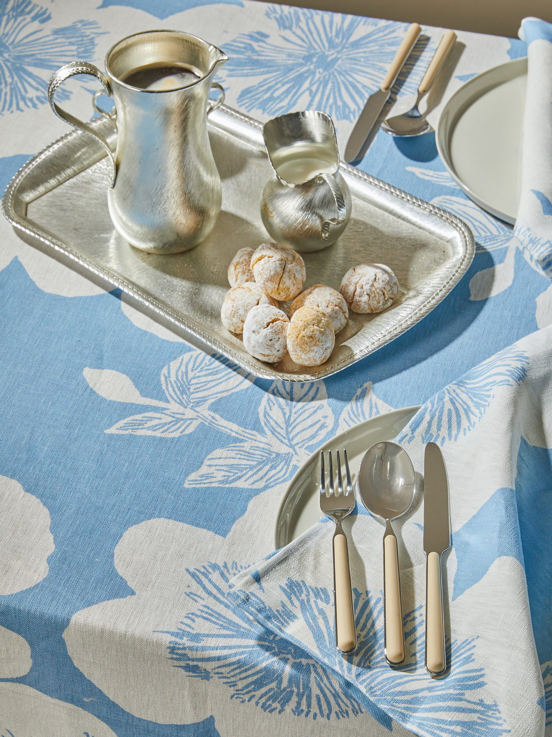 Fantasia Cutlery Set: Sesame