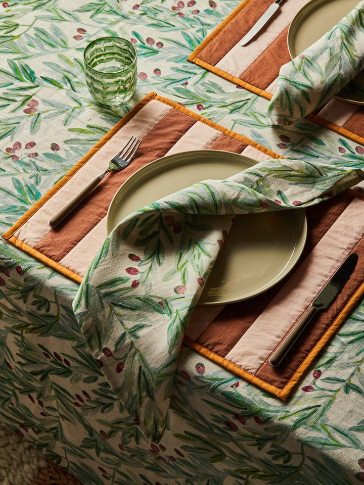 Fantasia Cutlery Set: Tobacco