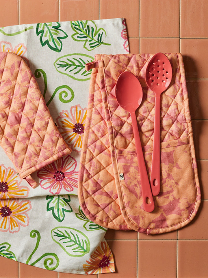 Herbs Reverse Pink Peach Long Pot Holder