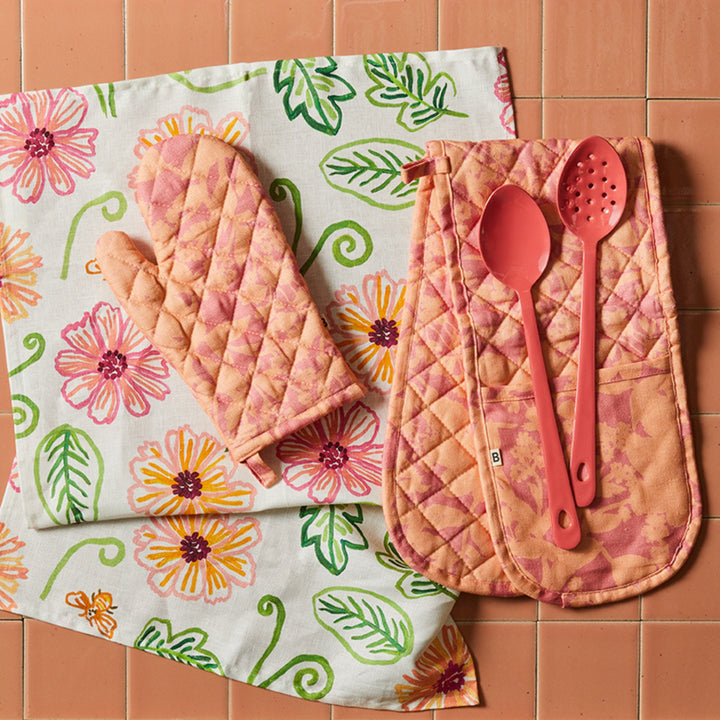 Herbs Reverse Pink Peach Oven Mitt