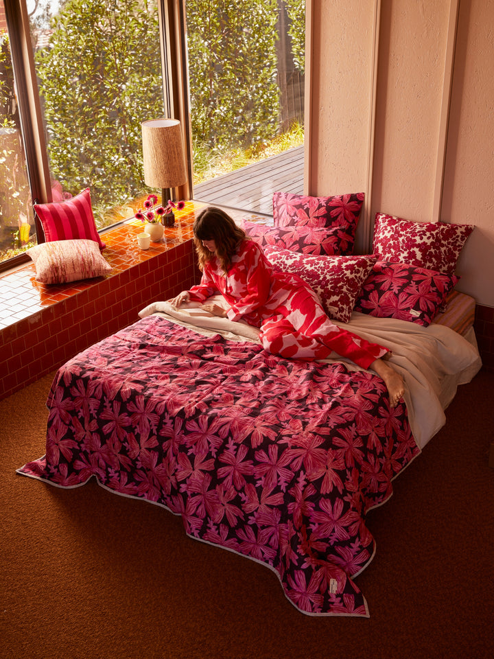 Rosetta Pink Linen Standard Pillowcases