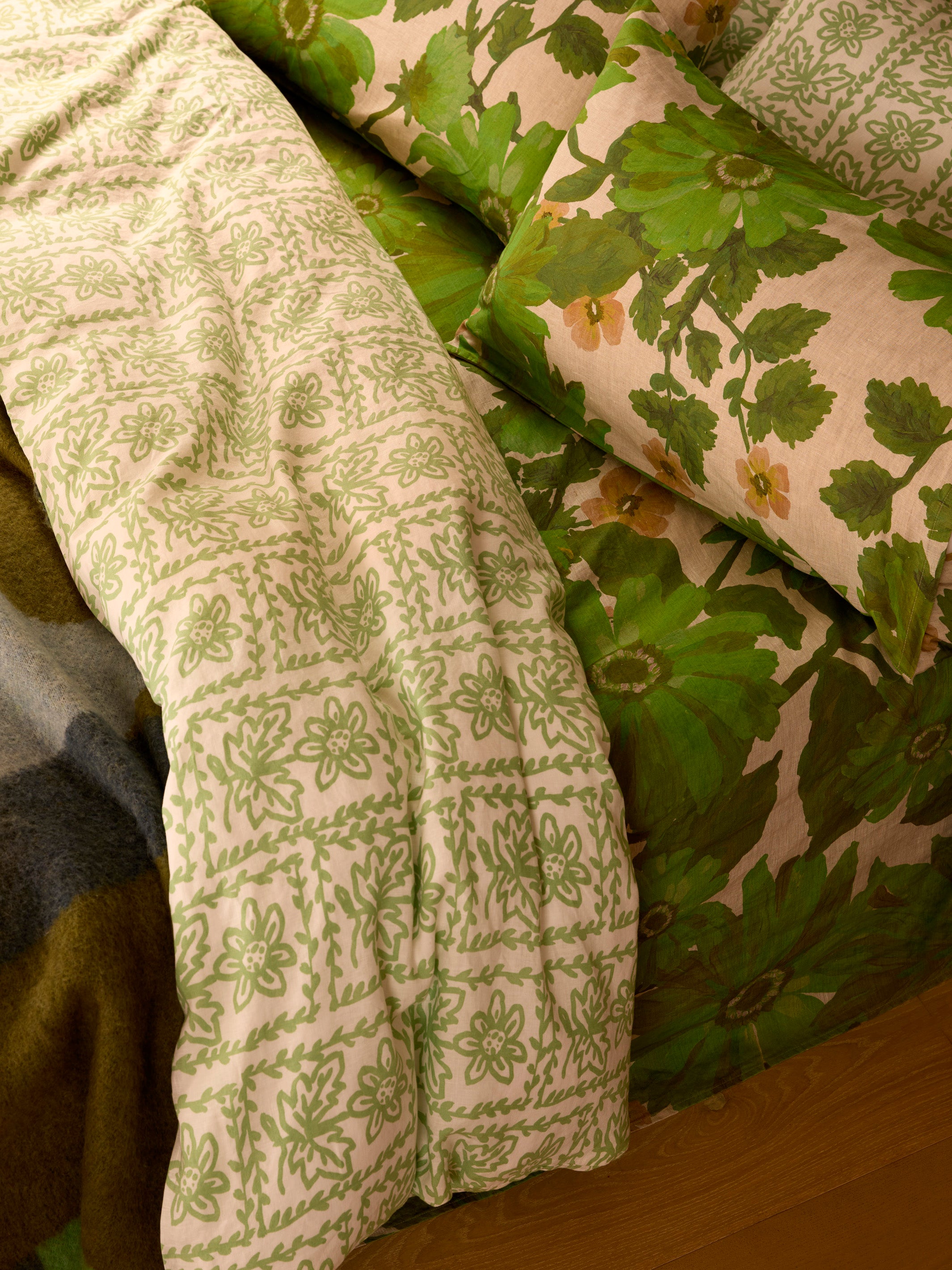 Marigold Leaf Linen Standard Pillowcases