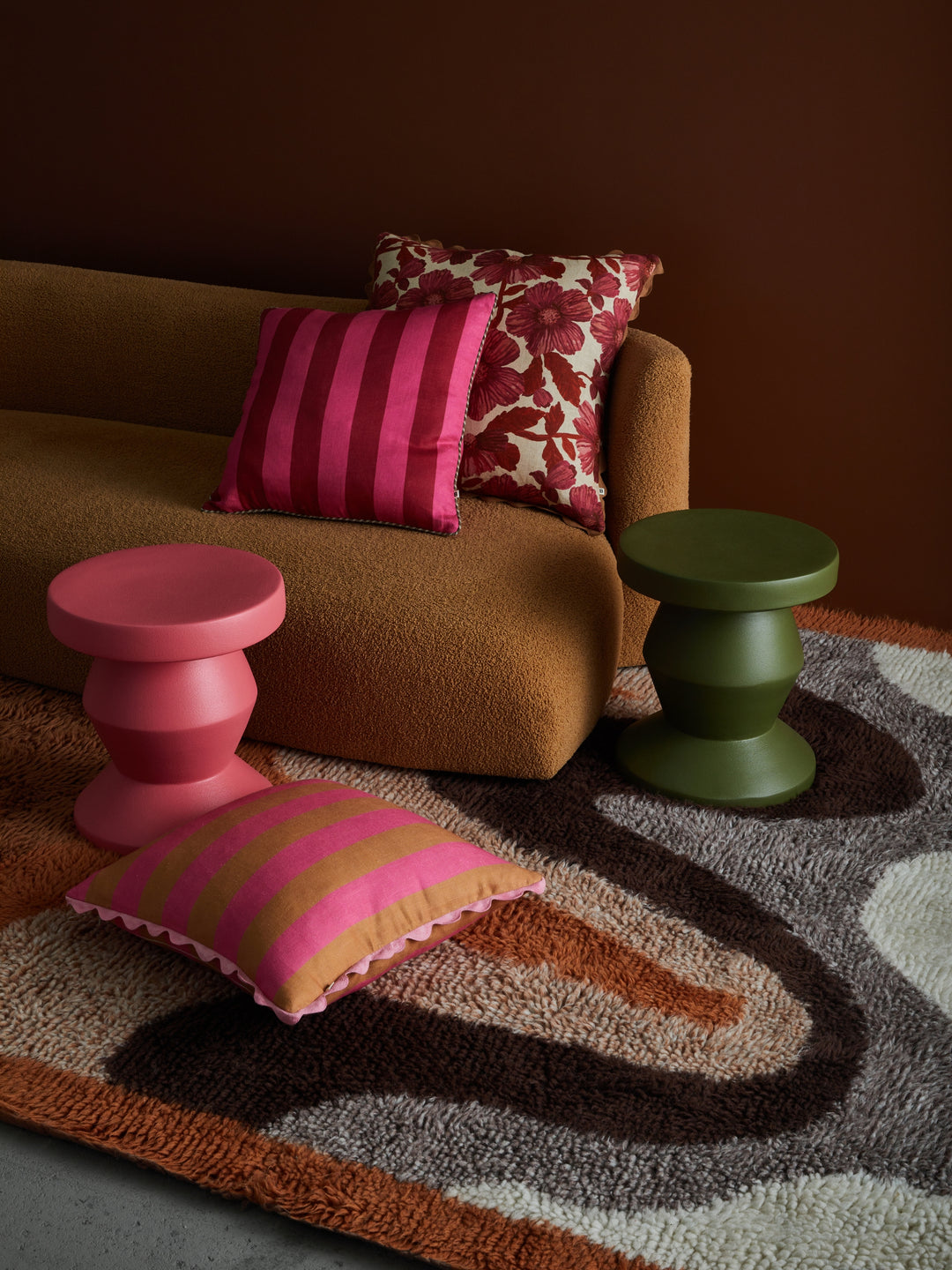 Pedestal Side Table Candy