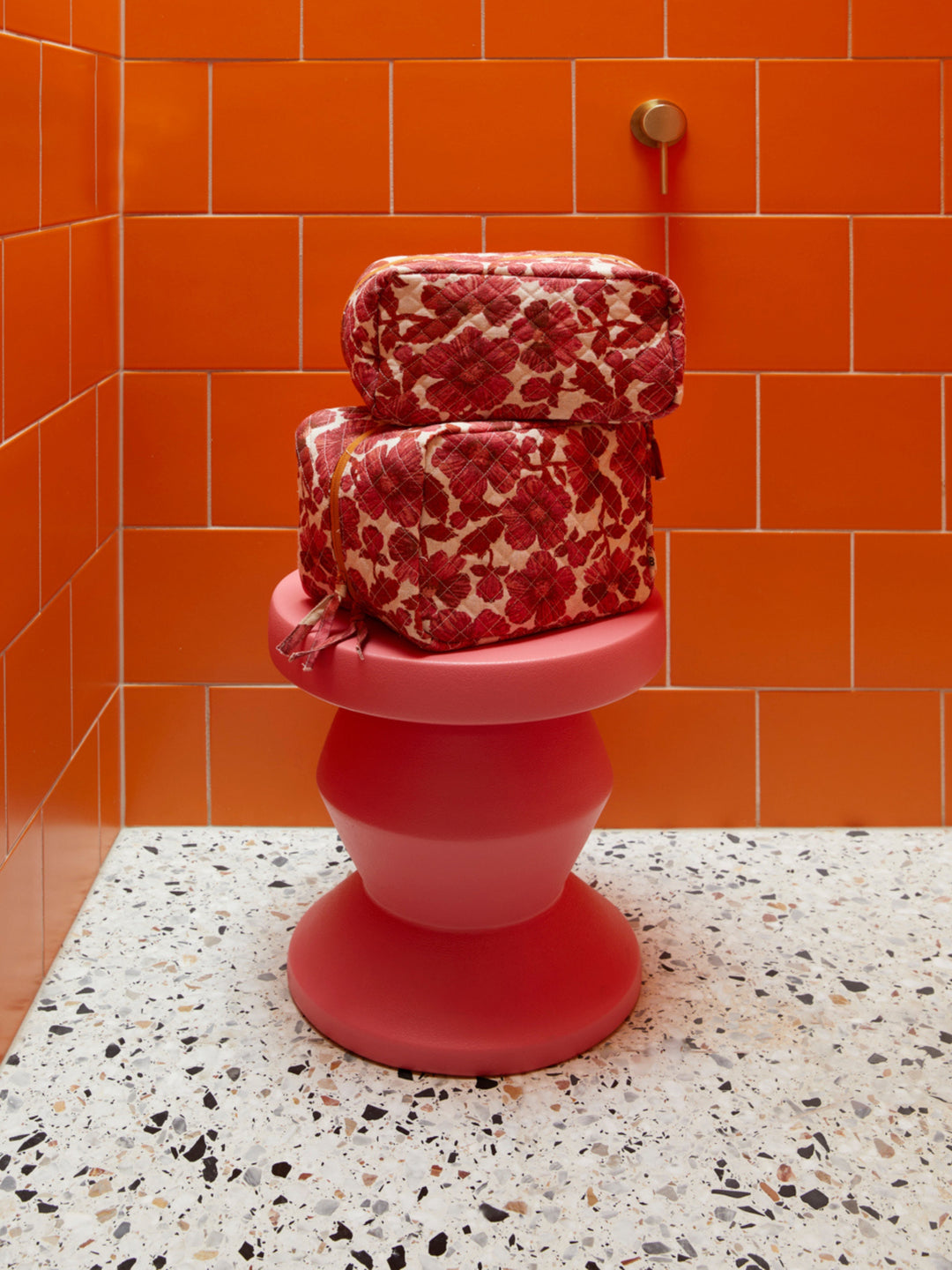 Pedestal Side Table Candy