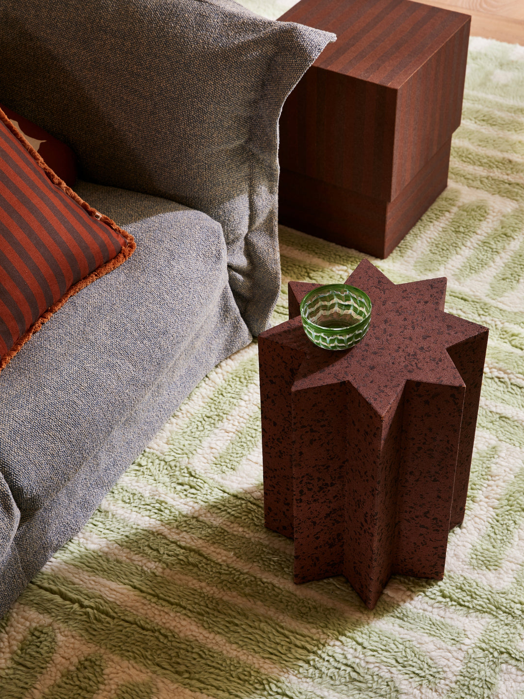 Cork Star Side Table Chocolate - Almost Perfect