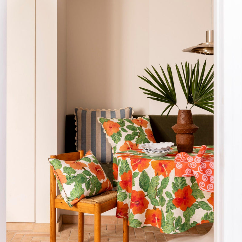 Hibiscus Red Round Tablecloth