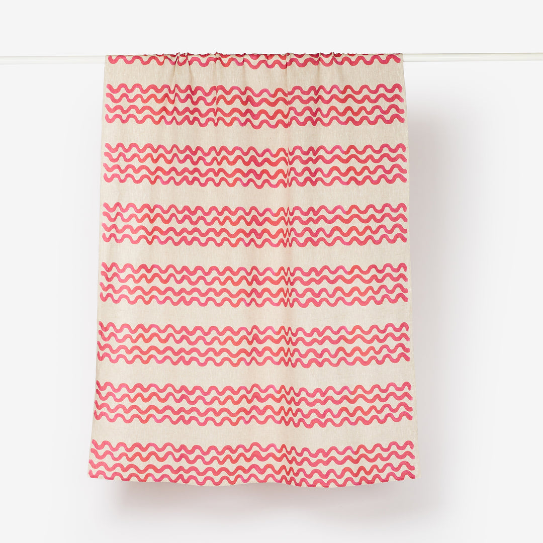 Double Waves Pink Tablecloth Hanging| Pink Waves Tablecloth