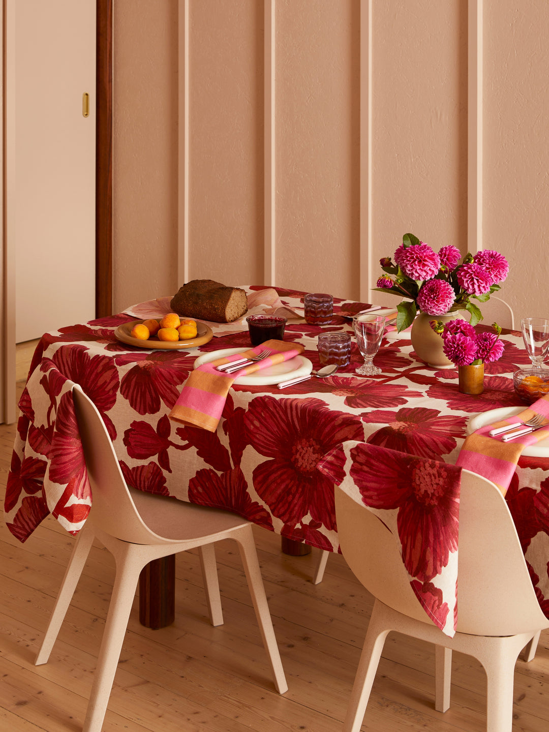 Leon Cerise Tablecloth
