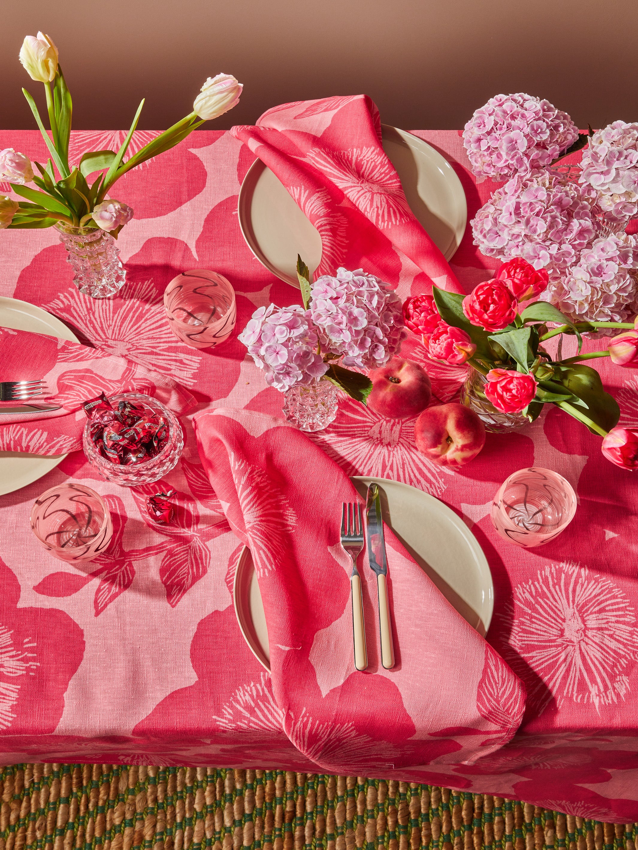 Jardin Pink Linen Tablecloth - Almost Perfect